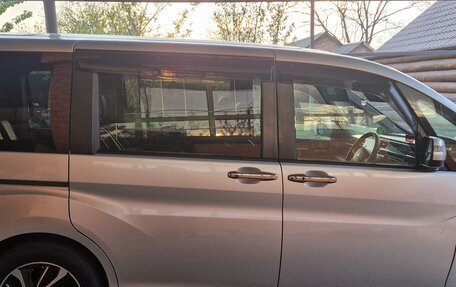 Honda Stepwgn IV, 2016 год, 1 820 000 рублей, 2 фотография