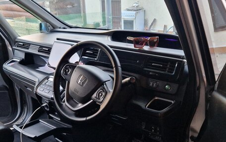 Honda Stepwgn IV, 2016 год, 1 820 000 рублей, 8 фотография