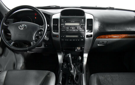 Toyota Land Cruiser Prado 120 рестайлинг, 2007 год, 1 955 000 рублей, 15 фотография