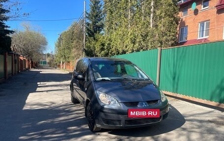 Mitsubishi Colt VI рестайлинг, 2005 год, 370 000 рублей, 2 фотография