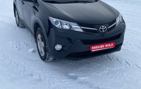 Toyota RAV4, 2013 год, 1 700 000 рублей, 2 фотография