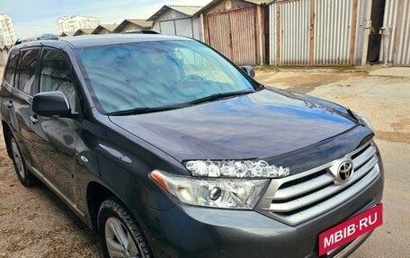 Toyota Highlander III, 2011 год, 2 400 000 рублей, 6 фотография