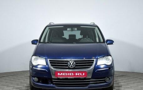Volkswagen Touran III, 2007 год, 495 000 рублей, 2 фотография