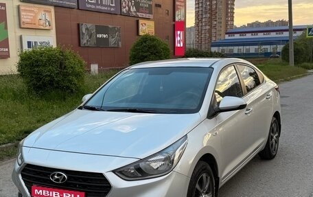 Hyundai Solaris II рестайлинг, 2019 год, 1 095 000 рублей, 1 фотография