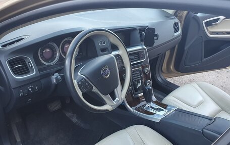 Volvo S60 III, 2011 год, 980 000 рублей, 3 фотография
