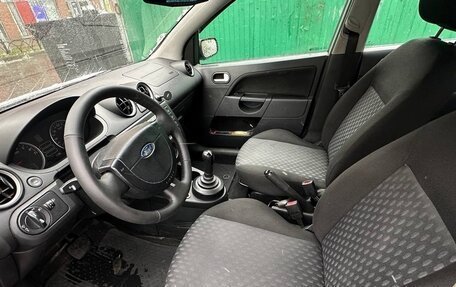 Ford Fiesta, 2005 год, 430 000 рублей, 7 фотография