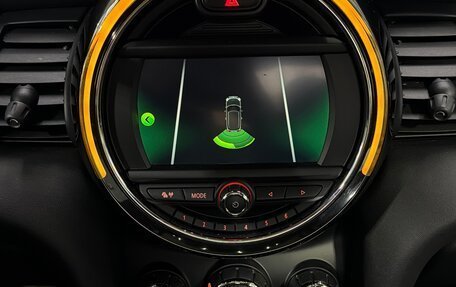 MINI Hatch, 2019 год, 1 990 000 рублей, 10 фотография