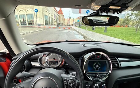 MINI Hatch, 2019 год, 1 990 000 рублей, 13 фотография