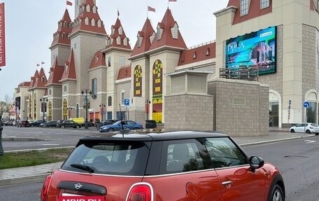 MINI Hatch, 2019 год, 1 990 000 рублей, 4 фотография