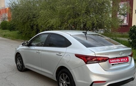 Hyundai Solaris II рестайлинг, 2019 год, 1 095 000 рублей, 2 фотография