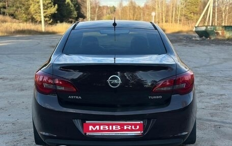 Opel Astra J, 2013 год, 599 999 рублей, 5 фотография
