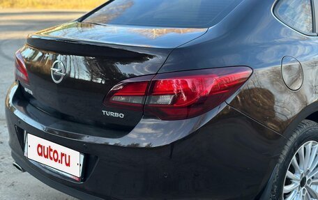 Opel Astra J, 2013 год, 599 999 рублей, 13 фотография