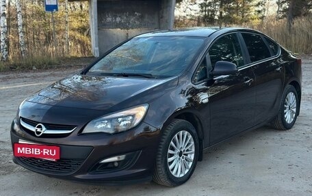 Opel Astra J, 2013 год, 599 999 рублей, 9 фотография