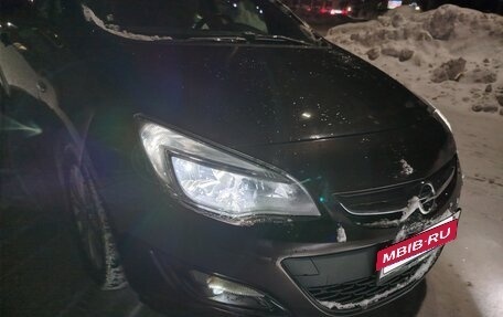 Opel Astra J, 2013 год, 599 999 рублей, 34 фотография