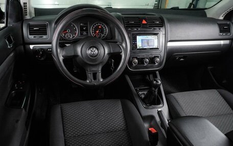 Volkswagen Jetta VI, 2009 год, 599 000 рублей, 6 фотография