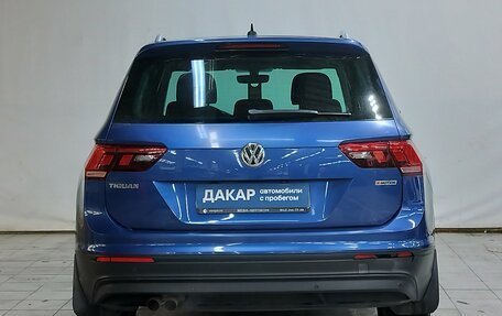Volkswagen Tiguan II, 2018 год, 2 050 000 рублей, 5 фотография