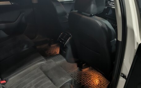 Skoda Superb III рестайлинг, 2017 год, 2 400 000 рублей, 7 фотография
