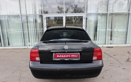 Volkswagen Passat B4, 1996 год, 280 000 рублей, 6 фотография