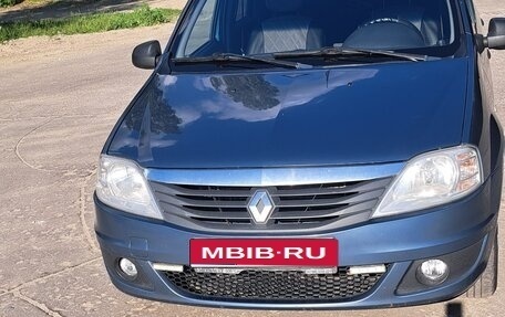 Renault Logan I, 2011 год, 500 000 рублей, 1 фотография