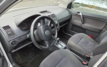 Volkswagen Polo IV рестайлинг, 2005 год, 449 000 рублей, 8 фотография