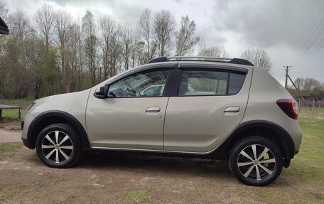 Renault Sandero II рестайлинг, 2016 год, 1 фотография