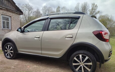 Renault Sandero II рестайлинг, 2016 год, 2 фотография