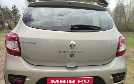 Renault Sandero II рестайлинг, 2016 год, 10 фотография