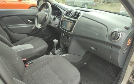 Renault Sandero II рестайлинг, 2016 год, 14 фотография