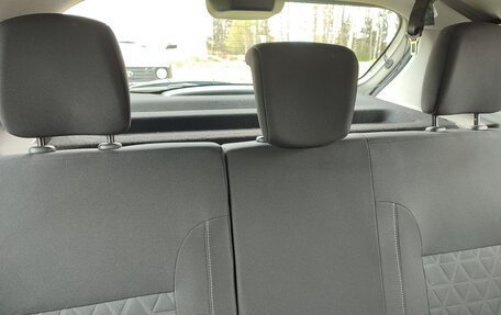 Renault Sandero II рестайлинг, 2016 год, 20 фотография