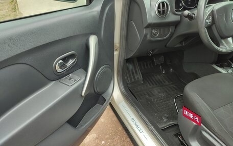 Renault Sandero II рестайлинг, 2016 год, 13 фотография