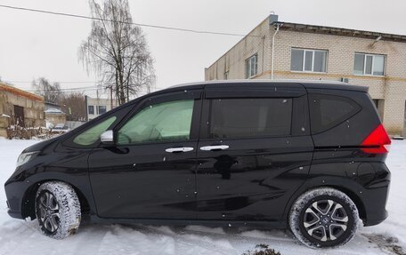 Honda Freed II, 2020 год, 2 000 000 рублей, 4 фотография