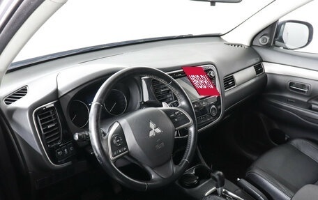 Mitsubishi Outlander III рестайлинг 3, 2012 год, 1 550 000 рублей, 7 фотография