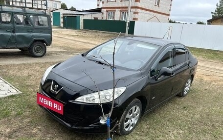 Peugeot 408 I рестайлинг, 2015 год, 660 000 рублей, 6 фотография