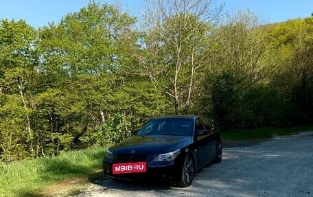 BMW 5 серия, 2005 год, 1 050 000 рублей, 7 фотография