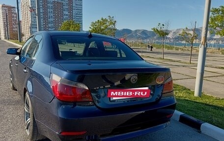 BMW 5 серия, 2005 год, 1 050 000 рублей, 3 фотография