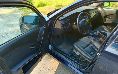 BMW 5 серия, 2005 год, 1 050 000 рублей, 18 фотография