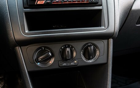 Volkswagen Polo VI (EU Market), 2016 год, 970 000 рублей, 13 фотография