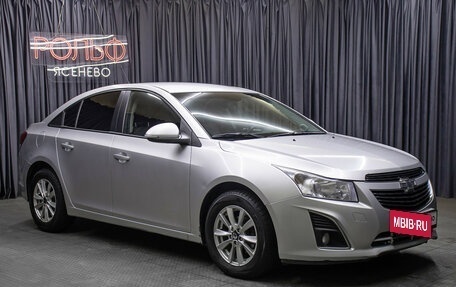 Chevrolet Cruze II, 2014 год, 649 000 рублей, 3 фотография