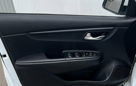 KIA Rio IV, 2019 год, 1 360 000 рублей, 13 фотография