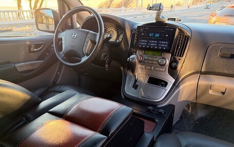 Hyundai Grand Starex Grand Starex I рестайлинг 2, 2012 год, 1 900 000 рублей, 6 фотография