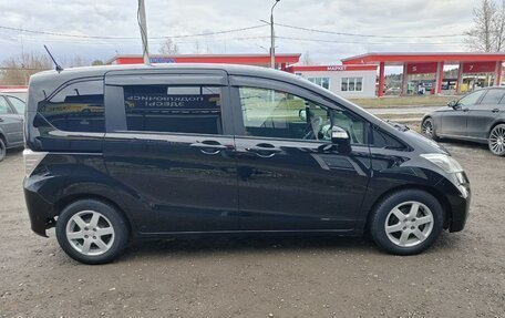 Honda Freed I, 2012 год, 1 100 000 рублей, 2 фотография