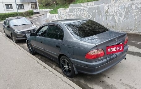 Toyota Avensis III рестайлинг, 2002 год, 350 000 рублей, 4 фотография