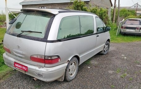 Toyota Estima III рестайлинг -2, 1997 год, 300 000 рублей, 3 фотография