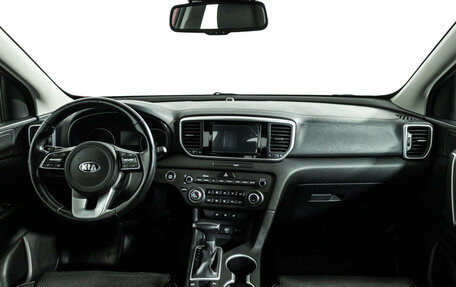 KIA Sportage IV рестайлинг, 2018 год, 2 099 777 рублей, 13 фотография