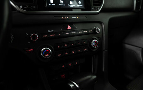 KIA Sportage IV рестайлинг, 2018 год, 2 099 777 рублей, 16 фотография