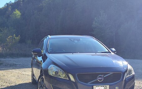 Volvo V60 I, 2011 год, 1 250 000 рублей, 2 фотография