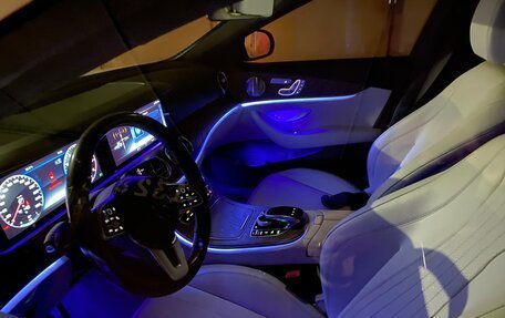 Mercedes-Benz E-Класс, 2020 год, 4 700 000 рублей, 5 фотография