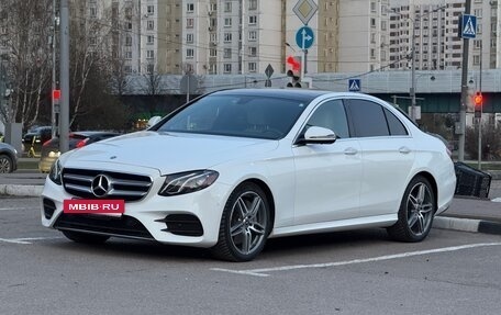 Mercedes-Benz E-Класс, 2020 год, 4 700 000 рублей, 3 фотография