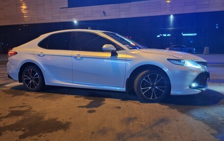 Toyota Camry, 2021 год, 2 400 000 рублей, 2 фотография