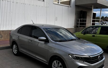 Volkswagen Polo VI (EU Market), 2021 год, 1 950 000 рублей, 2 фотография